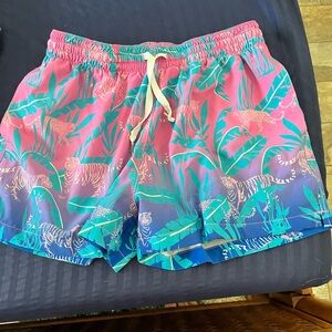 Chubbies size small inseam 4